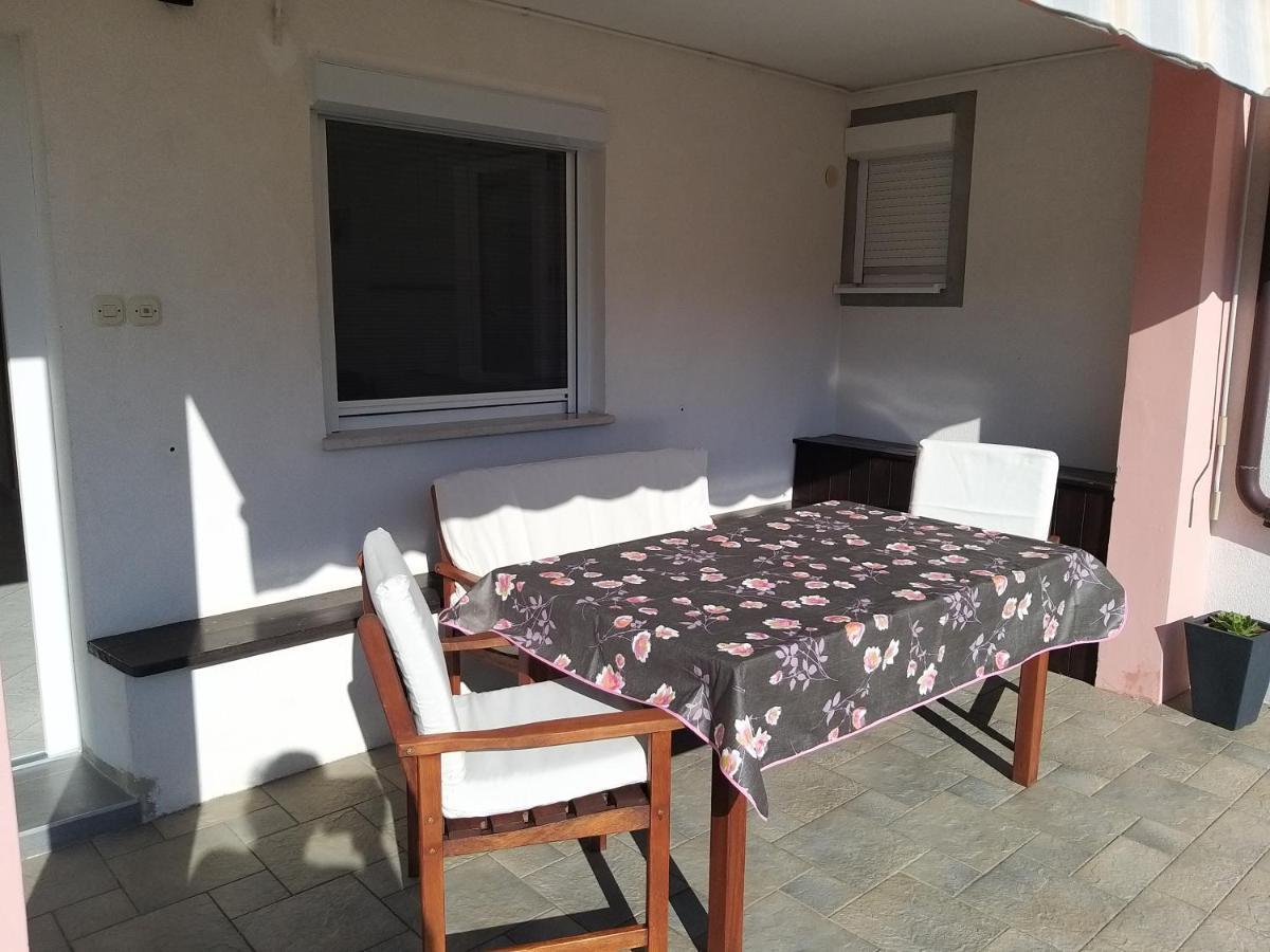 Guest House Zohil Rovinj Exterior photo