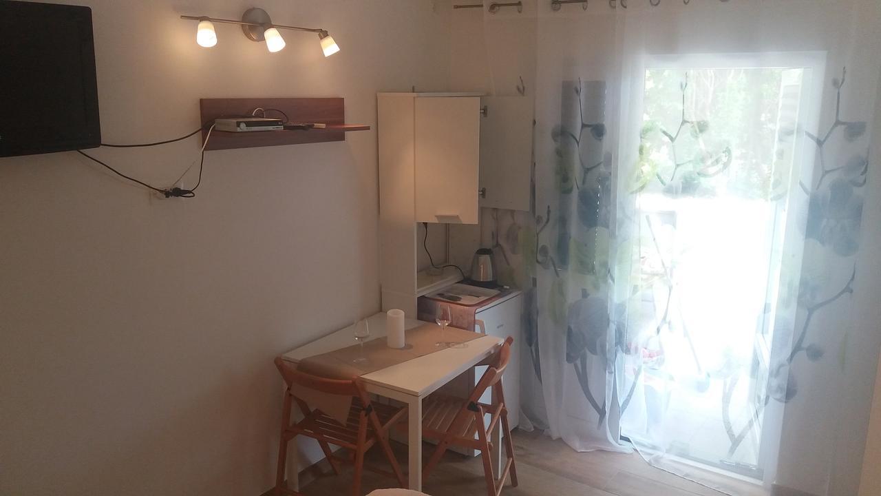 Guest House Zohil Rovinj Exterior photo